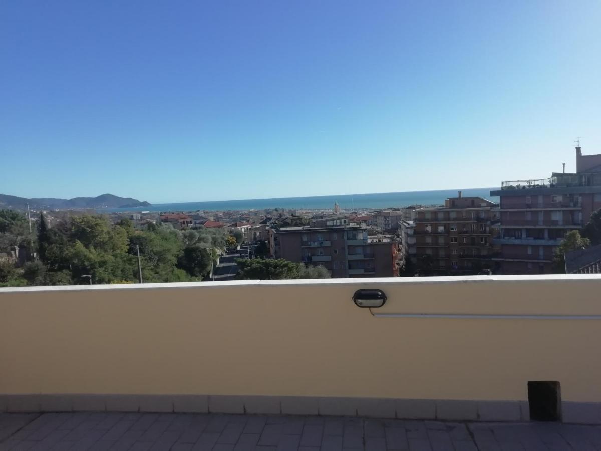 Apartament Terrazza Sul Mare In Via Devoto Chiavari Zewnętrze zdjęcie